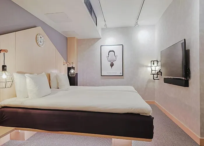 Hotel With Urban Deli